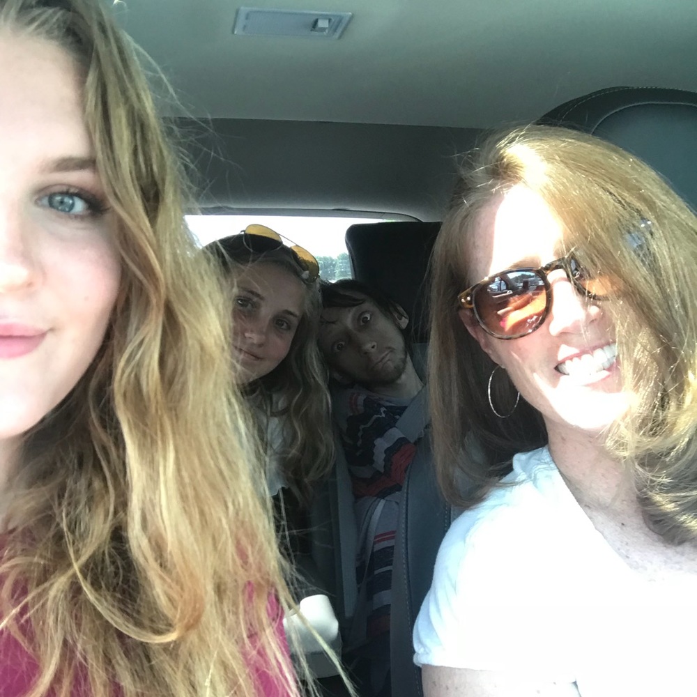 Meet your Posher, Anji